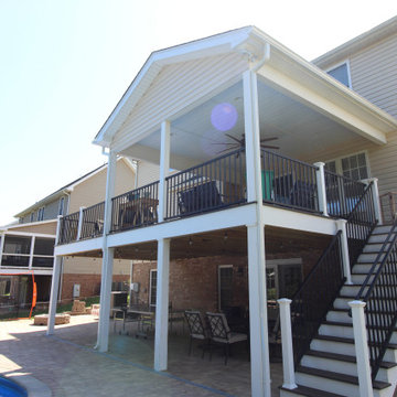 Trex Deck with Trex Signature Railing at Pool