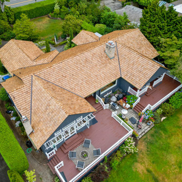 Impressive and Eco-Friendly Cedar Shake Shingle Roof in Shoreline, Washington