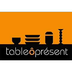 table ô present