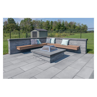 Solino wall - Contemporary - Landscape - Montreal - by Rinox Inc | Houzz