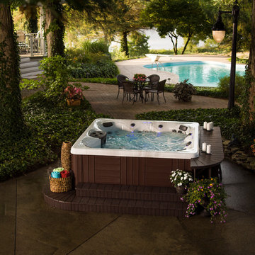 Master Spas: Brick Patio Pool and Hot Tub