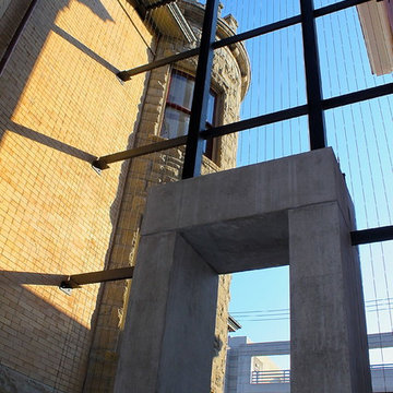 Livingzone 270 Entry Space