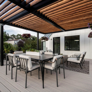 Farmhouse Deck