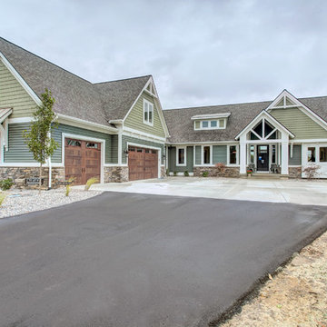VOSS: Grandville, MI