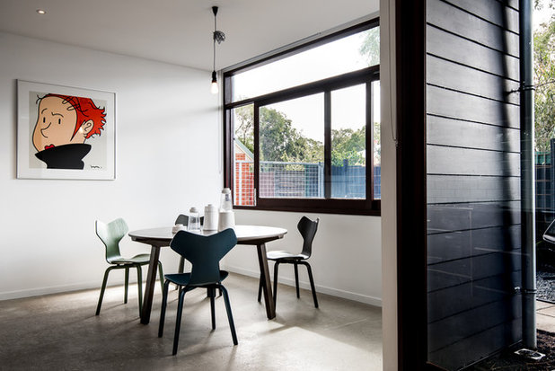 Contemporary Dining Room by David Weir Architects