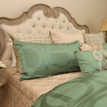 EMERALD ELEGANCE