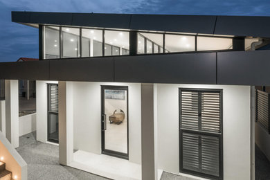 Coastal exterior home idea in Adelaide