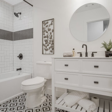 Contemporary Full Guest Bathroom
