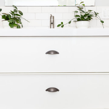 Bin Cup Drawer Pull Display