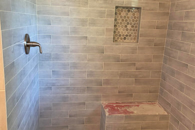 Bathroom - bathroom idea in Houston