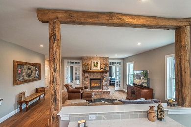 Country family room photo in Philadelphia