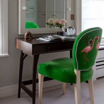 Dressing table in Townhouse in Chelsea, London