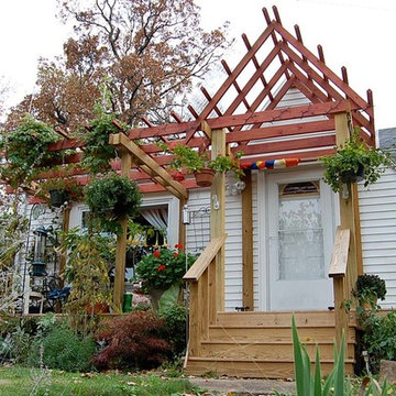 Geshela Thupten Dorjee - Deck and Trellis