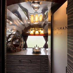 1950's Vintage Airstream Caravan - Bathroom Sinks