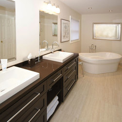 Free-Standing Tub - Bathtubs
