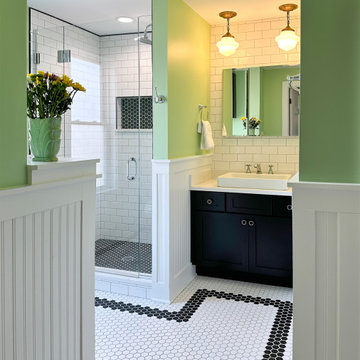 Farmhouse Pingree Grove Bath