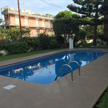 Paisajimo piscina con microcemento