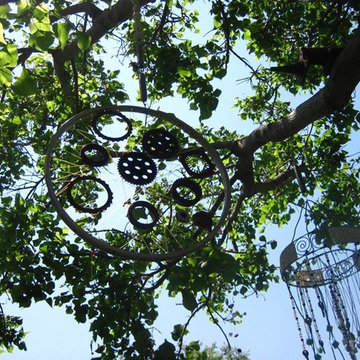 Eclectic, fun Gardening with recycled materials
