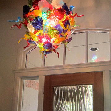 Flower Fiore Petite Chandelier Installation