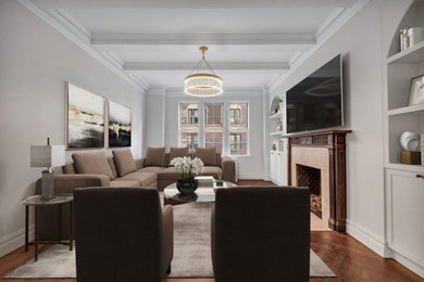 Example of a classic living room design in New York