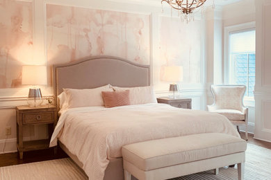 Inspiration for a transitional home design remodel in Atlanta