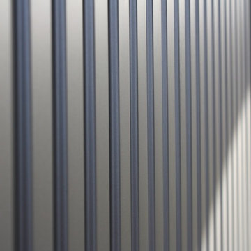 外壁材の金属サイディング。おっしゃれ!
