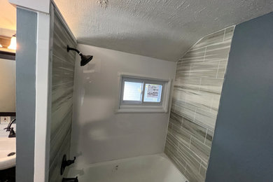Inspiration for a bathroom remodel in Cleveland