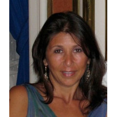Claudia M Gallegos