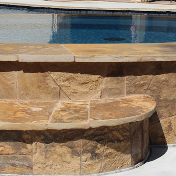 Bellenger Pool & Tiki Hut