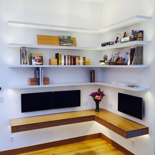 デンバーのモダンスタイルのおしゃれなホームオフィス・仕事部屋の写真