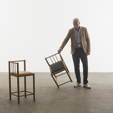 Thomas Blachman springer ud som stoledesigner