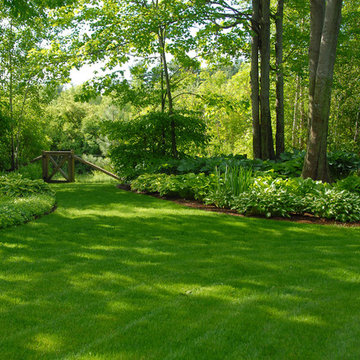 Backyard Oasis - Shelburne, VT - Shade Garden and Fence