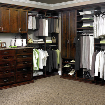 Custom Walk-In Closets