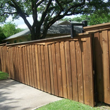 Arched Cedar Automatic Sliding Gate