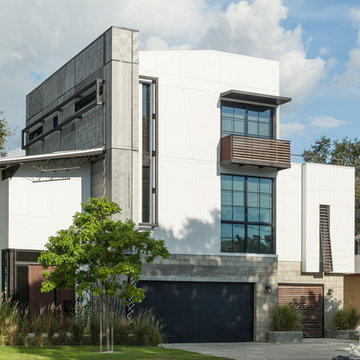 Hyde Park Home Embraces an Urban Vibe