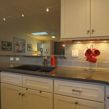 Remodeling A Family Home into A Contemporary Tribute to its Past