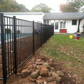 Wallingford | Aluminum Pool Fence