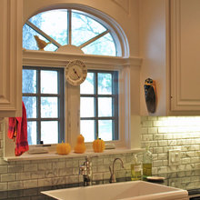 Kitchen: Dish Towel Placement