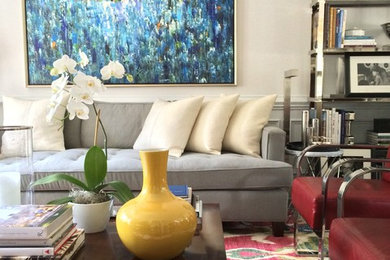 Inspiration for a transitional living room in Raleigh.