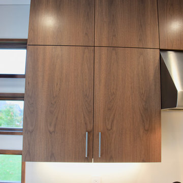 Grain match on upper cabinet