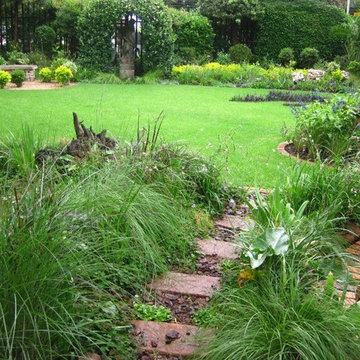 Contemporary Tropical Garden