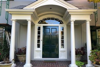 Example of an exterior home design in San Francisco