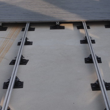 Terrassendeck von NATURinFORM auf Alu- Unterbau