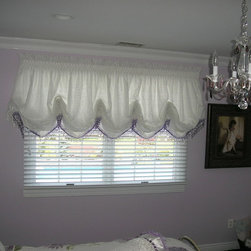 Purple & White - Kids Decor