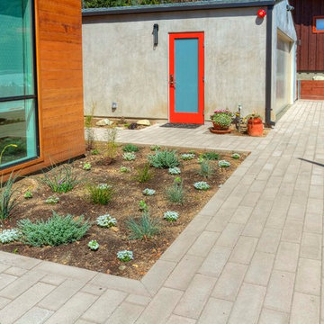Contemporary Home Complimented By Plank Pavers - VIEW 8