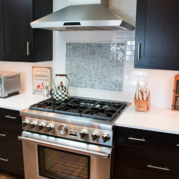 Smoke & White Commack Kitchen