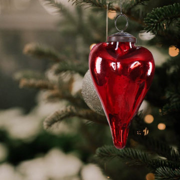Serene Spaces Living Set of 4 Antique Red Glass Heart Ornaments, 3" Tall