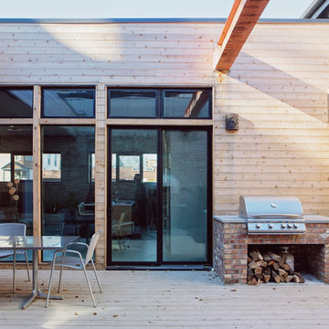 Contemporary Patio