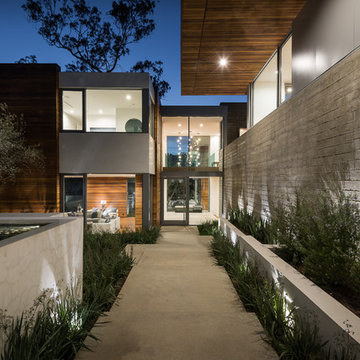 Ravoli Drive Residence