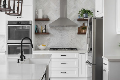 Inspiration for a country kitchen remodel in Los Angeles